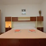Nada Umag